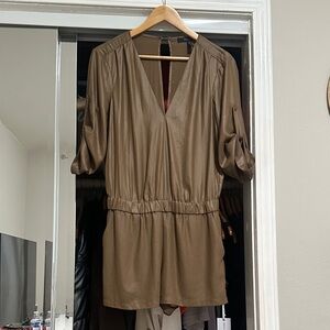 BCBGMaxAzria Taupe V-Neck Outfit